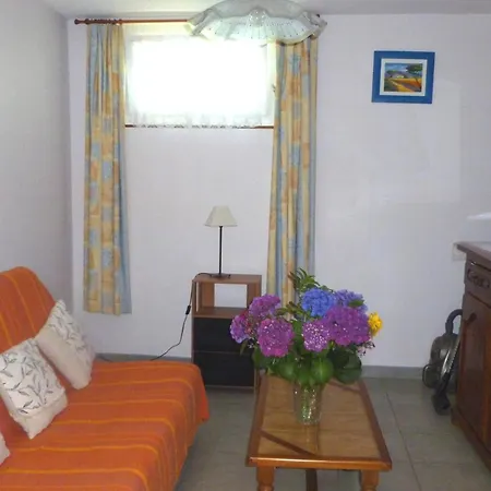 別荘 De Vacance Pres De Tarbes, 2 Personnes, Deux Etoiles *